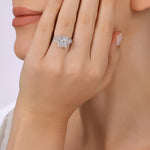 Load image into Gallery viewer, 0.90 Karat Diamond Ring