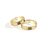Load image into Gallery viewer, 14ct 5mm Yellow Gold Wedding Ring
