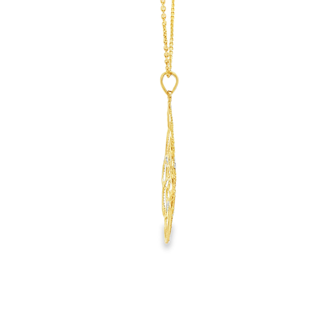 Floral Openwork Pendant Necklace in Yellow Gold
