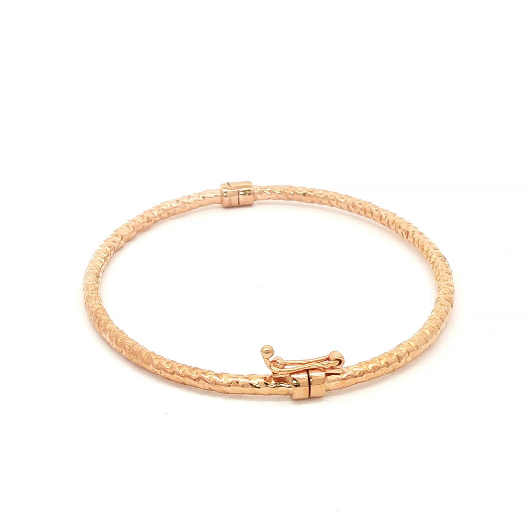 Elegant Rose Gold Bangle in Gold