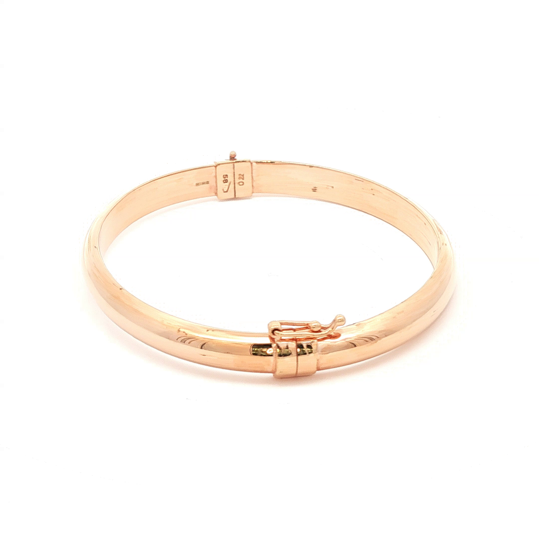 Elegant Rose Gold Bangle Bracelet