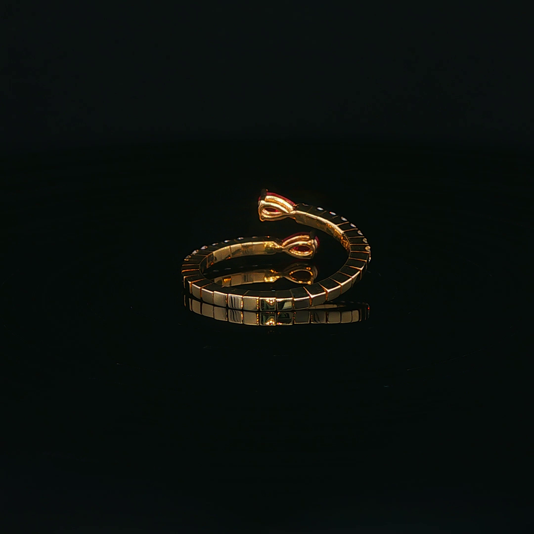 Yellow Gold Multistone Ring with Brilliant Cut Pear Shape Rubies
