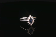 14ct White Gold Ring with Oval Cut Blue Sapphire & Diamonds