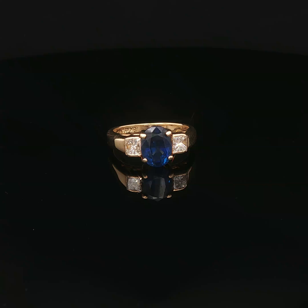 14ct Yellow Gold Ring with Deep Blue Oval Sapphire & Diamond