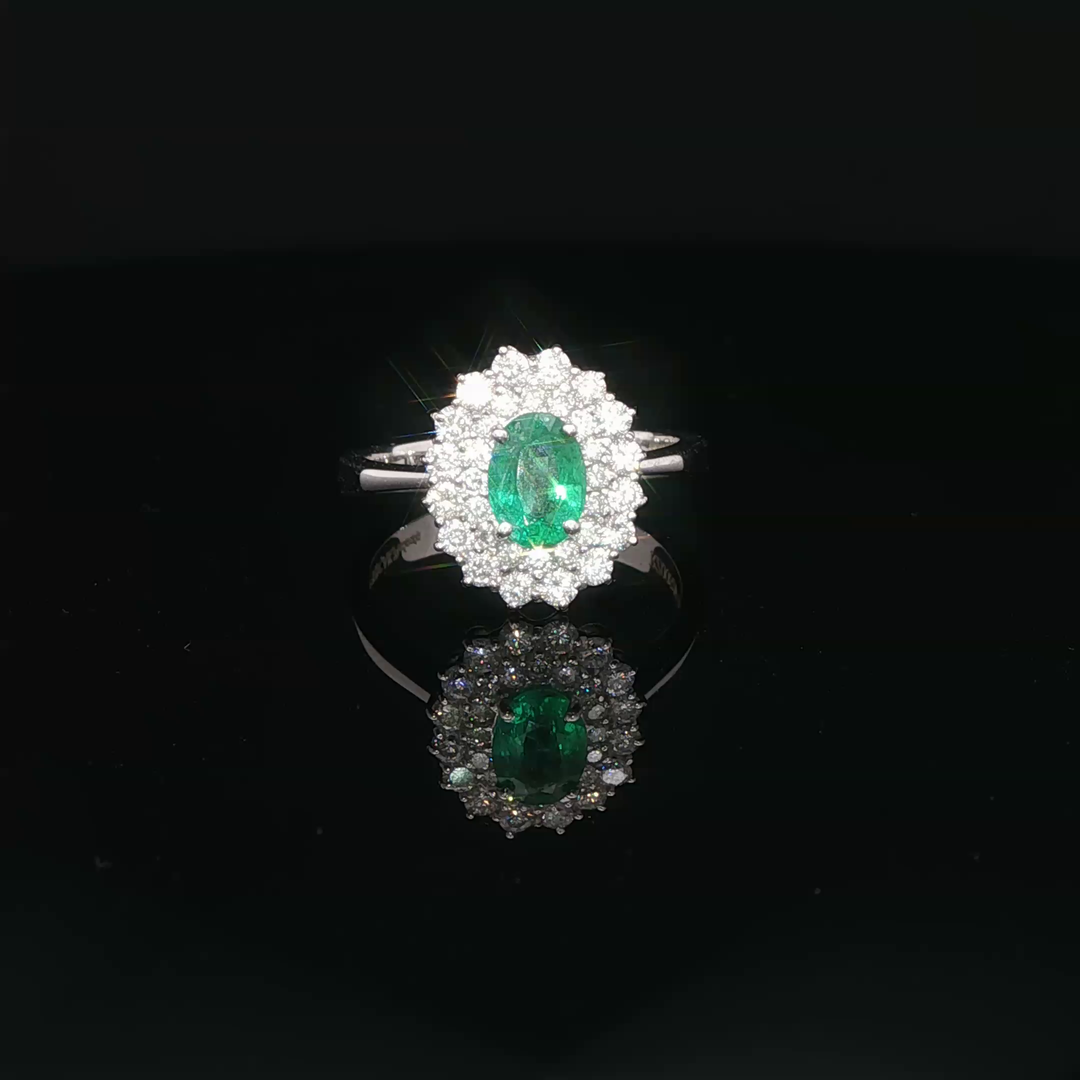 White Gold Cocktail Ring with Oval-Cut Emerald & Diamonds