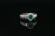 White Gold Cocktail Ring with Pear-Shaped Emerald & Diamonds