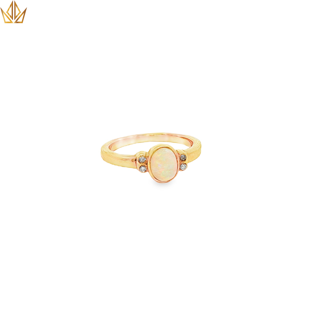9ct Gold Ring with Opal & Diamond