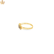 18ct Gold Ring with Pearls and Round Cut Diamond