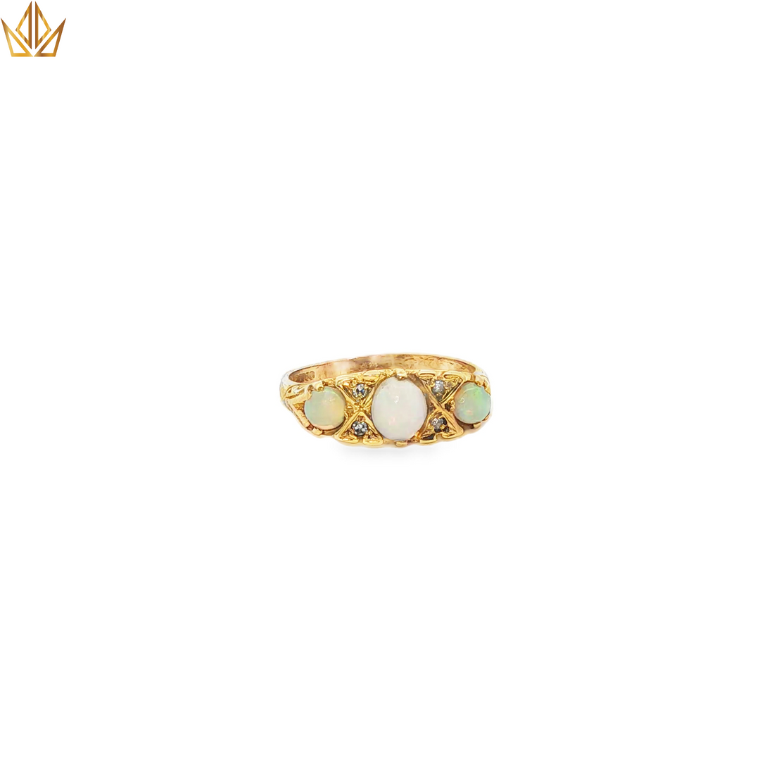9ct Gold Ring with Cabochon Opal & Diamond