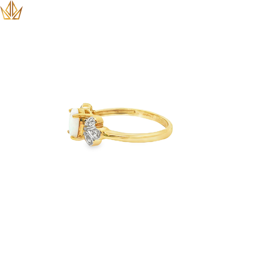 9ct Gold Ring with Oval Cabochon Opal & Diamonds