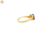 Load image into Gallery viewer, 18ct Gold Solitaire Ring with Purple Oval Tanzanite