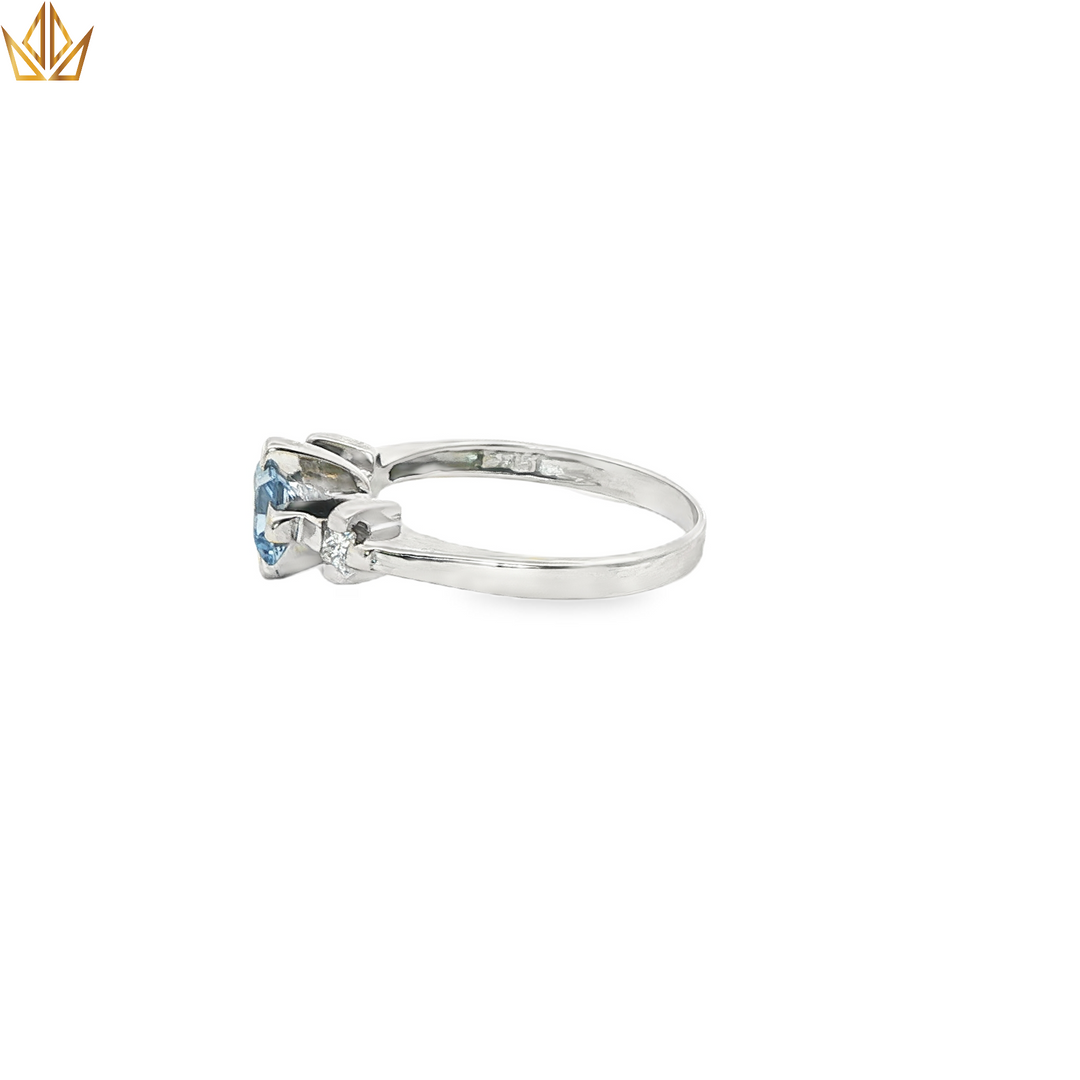 14ct White Gold Ring with Topaz & Diamonds