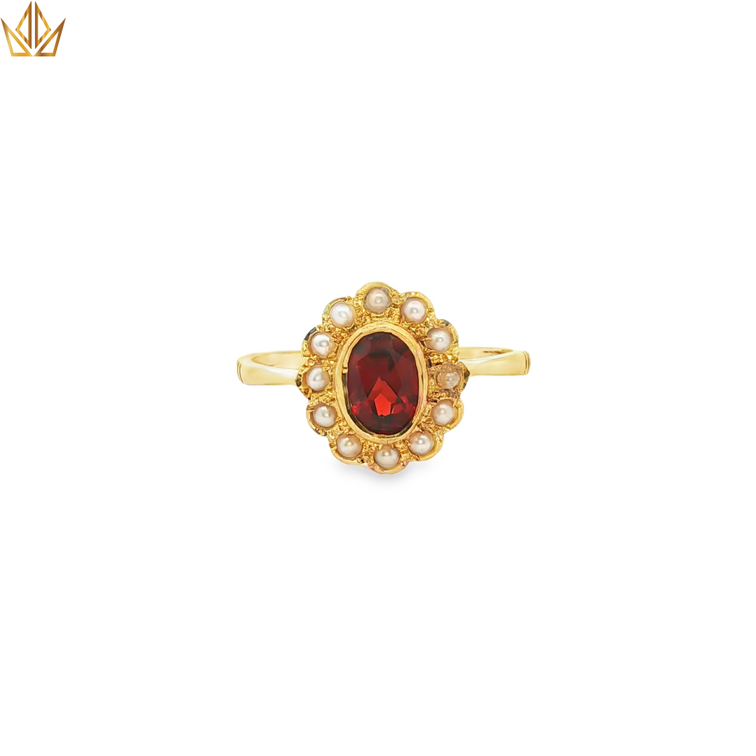 9ct Gold Multistone Ring with Cabochon Garnet and Pearl Accents