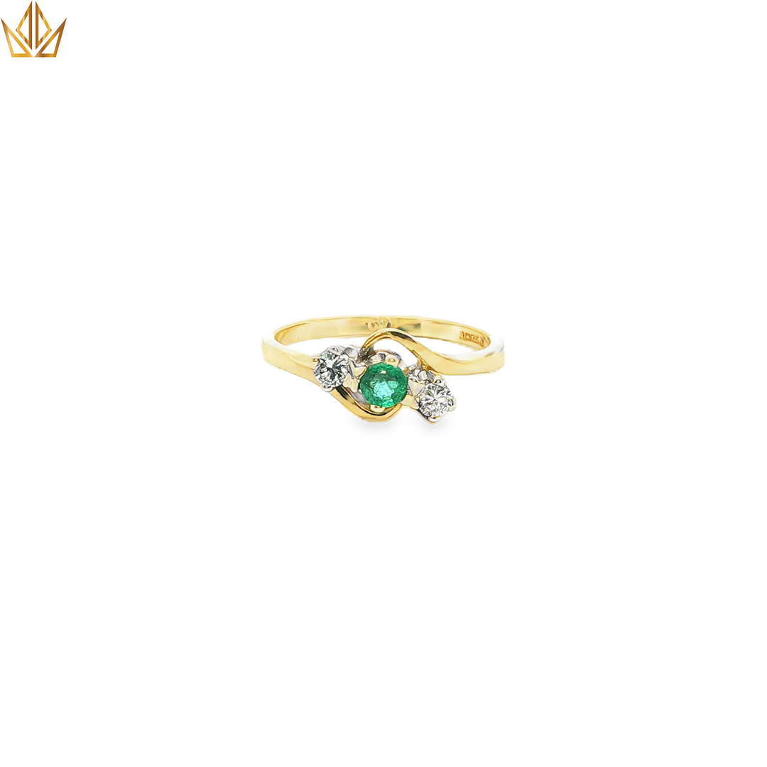 9ct Gold Ring with Round Cut Emerald & Diamonds