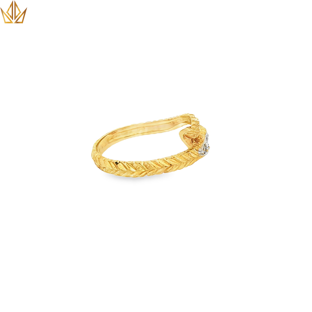9ct Gold Snake Ring With Ruby Eyes & CZ Cluster (Birmingham 1989)
