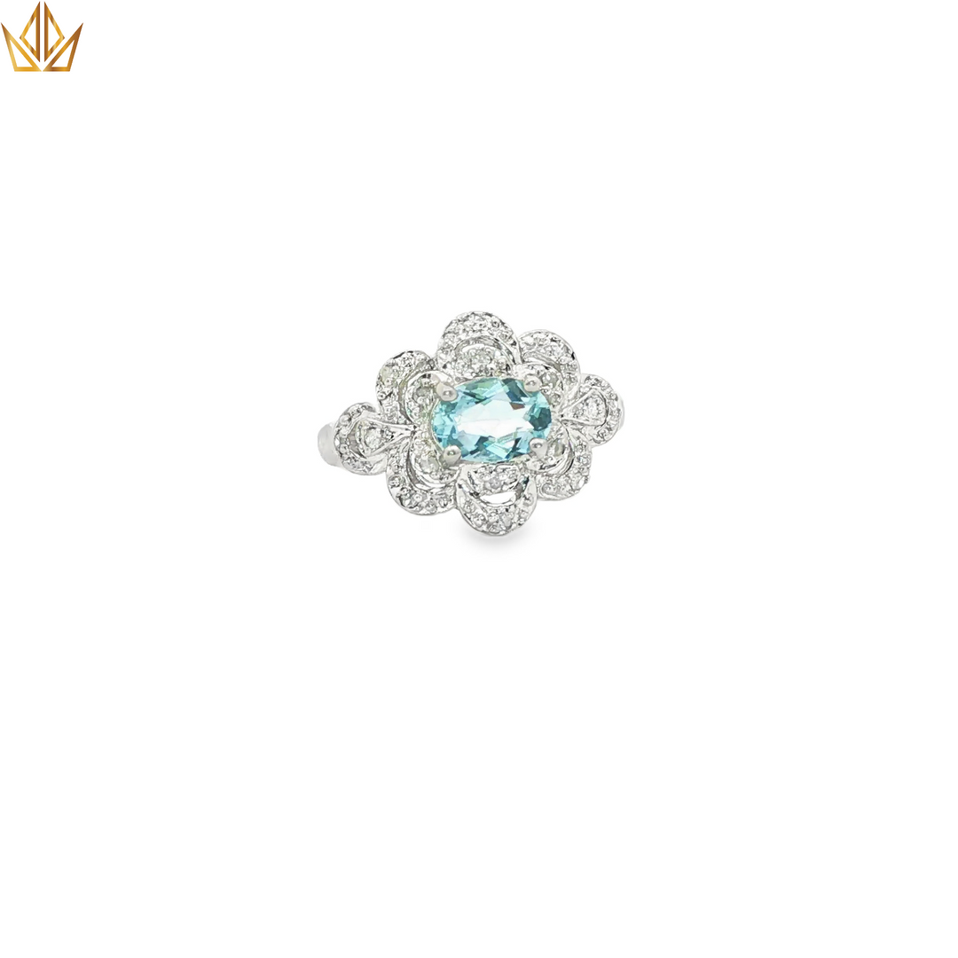 White Gold Cocktail Ring with Bluish-Green Aquamarine