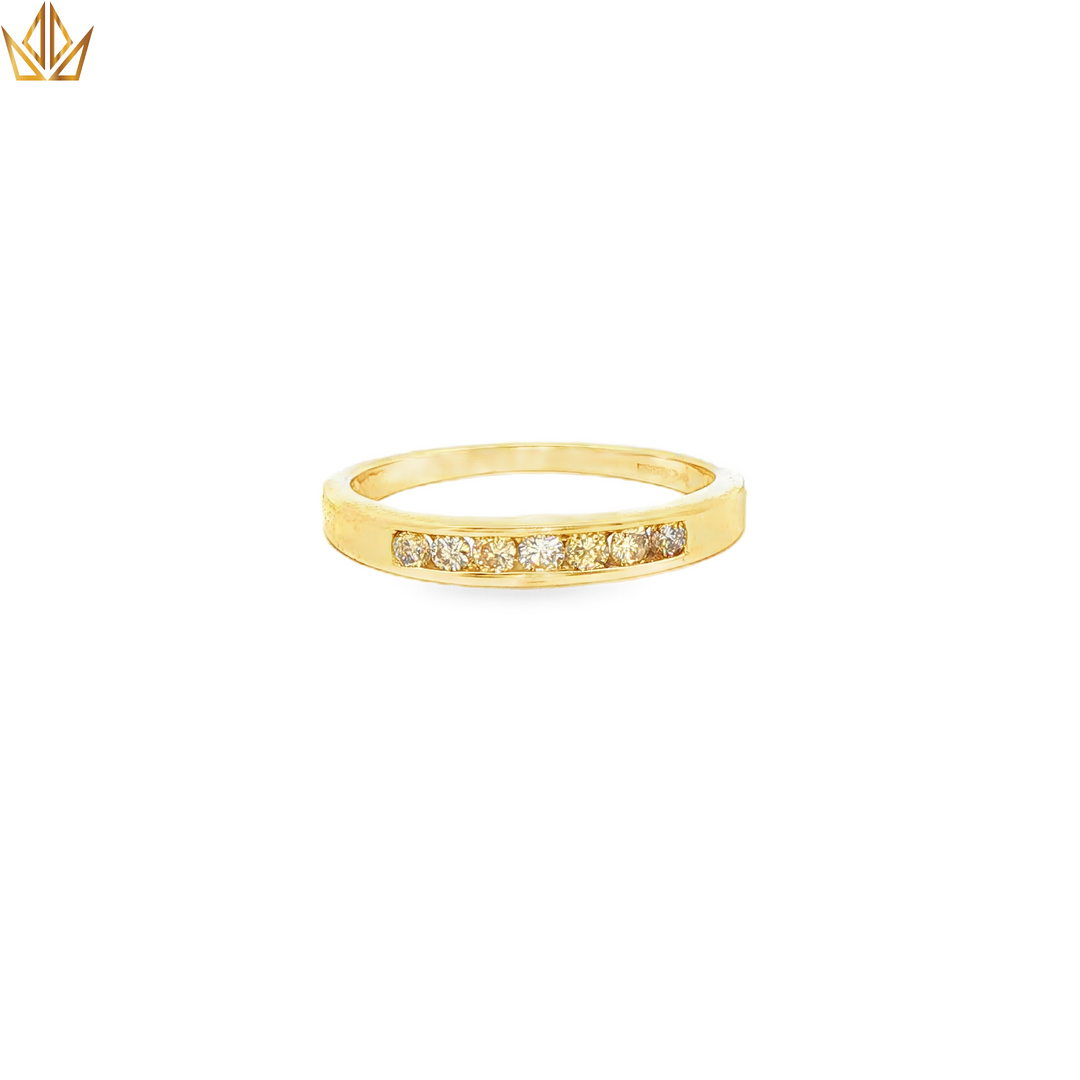 18ct Gold Band Ring with Round Cut Diamonds