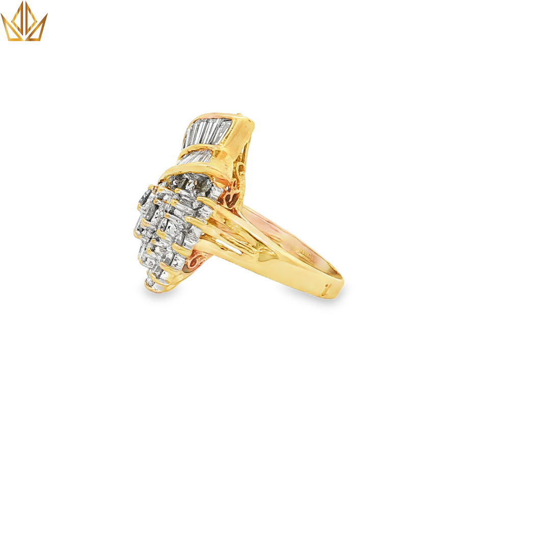 18ct Gold Multistone Ring with Round & Baguette Diamonds