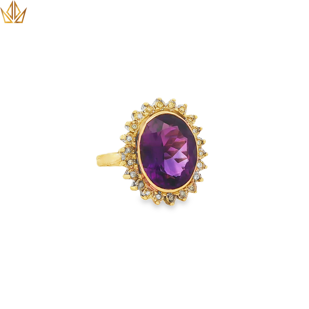 Yellow Gold Cocktail Ring with Oval Amethyst Cabochon