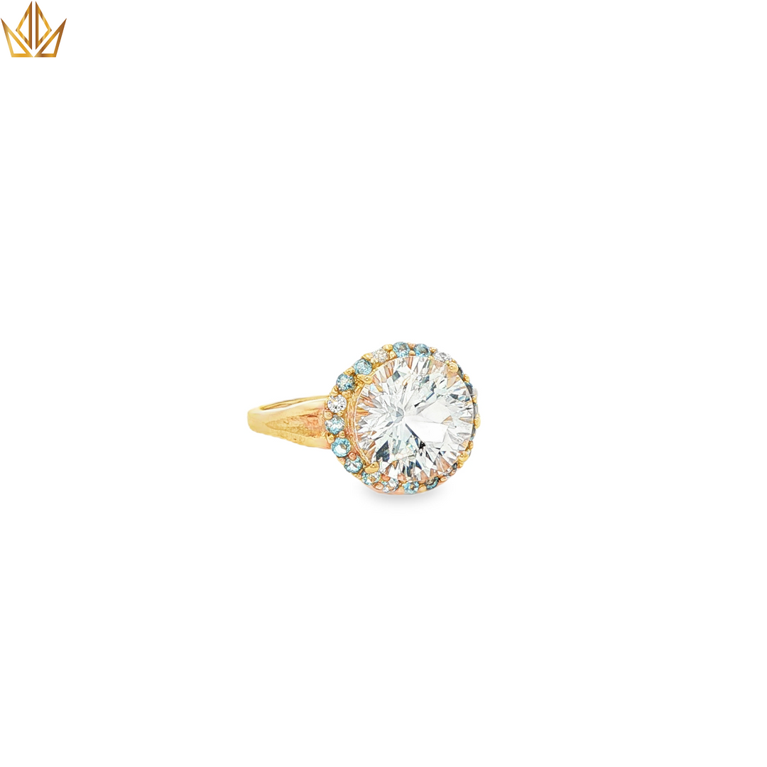 9ct Gold Cocktail Ring with Round Cut Topaz