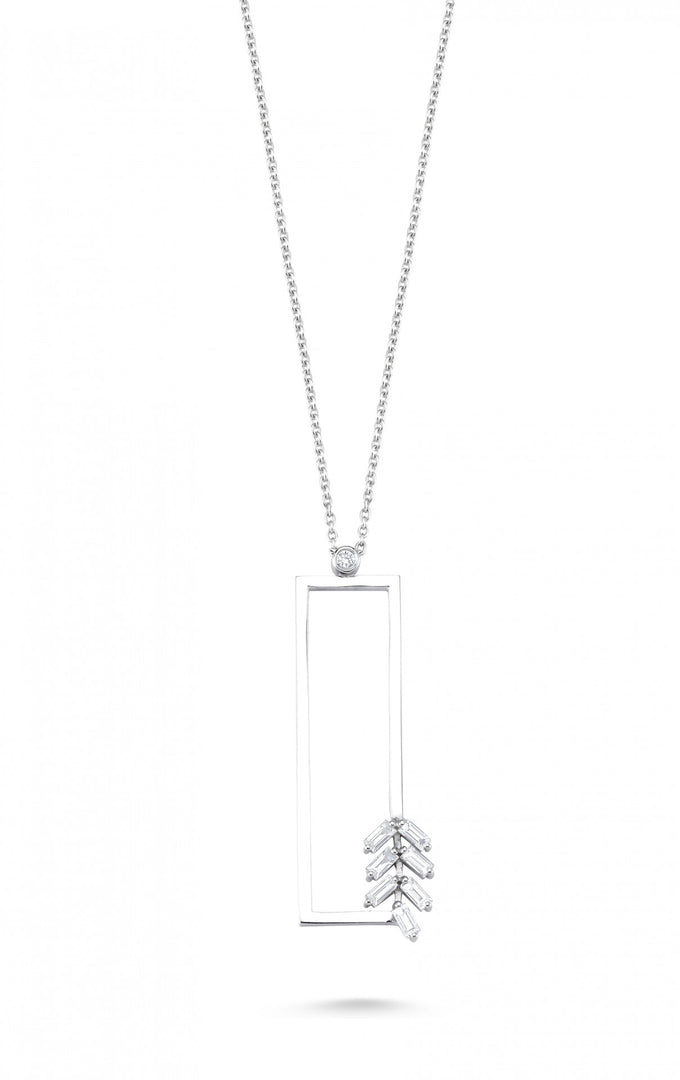 0.32 Karat Design Diamond Necklace