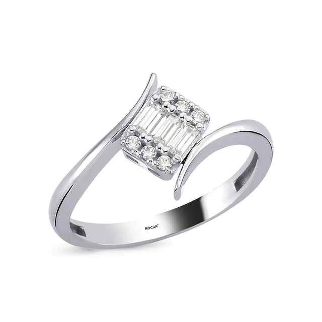14ct Baguette Stone Set Gold Ring