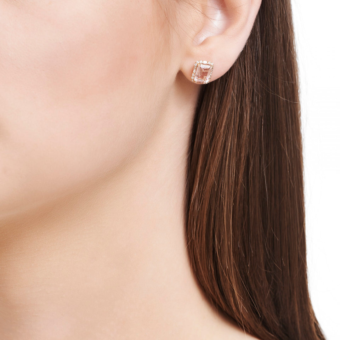 2.77 Karat Morganit Diamond Earrings