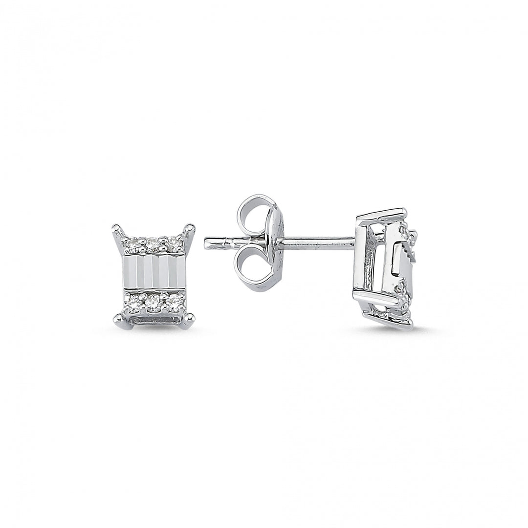0.08 Karat Diamond Earrings
