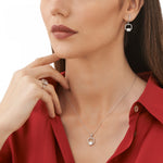 Load image into Gallery viewer, 0.37 Karat Baguette Diamond Necklace