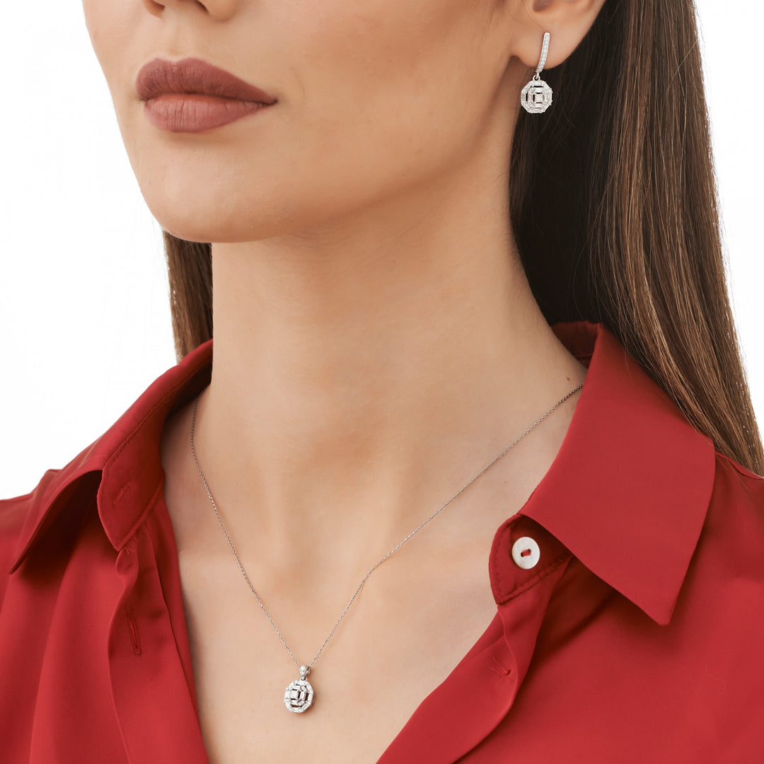 0.56 Karat Baguette Stone Set Diamond Necklace
