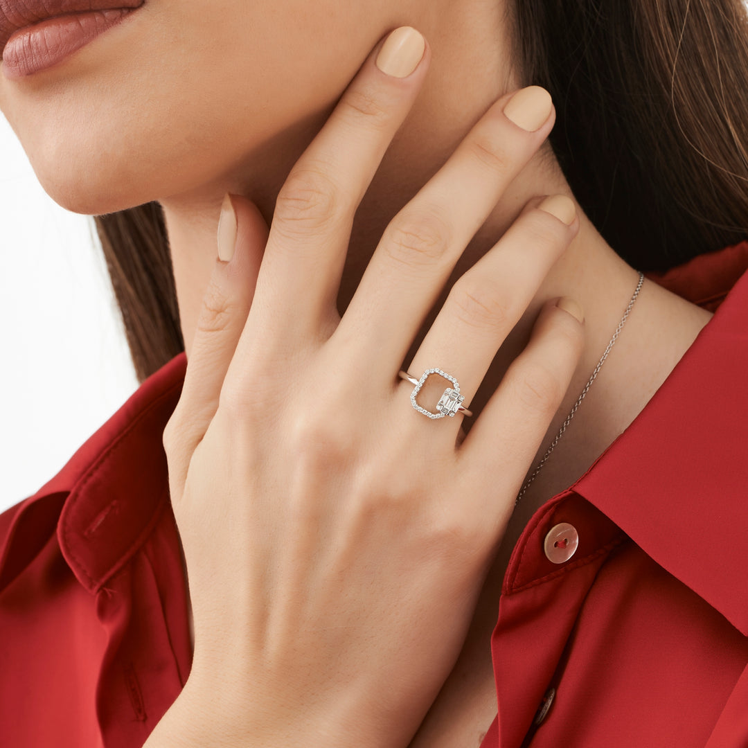 0.31 Karat Baguette Diamond Ring