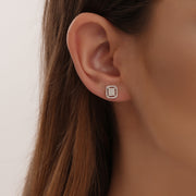 0.30 Karat Diamond Design Earrings