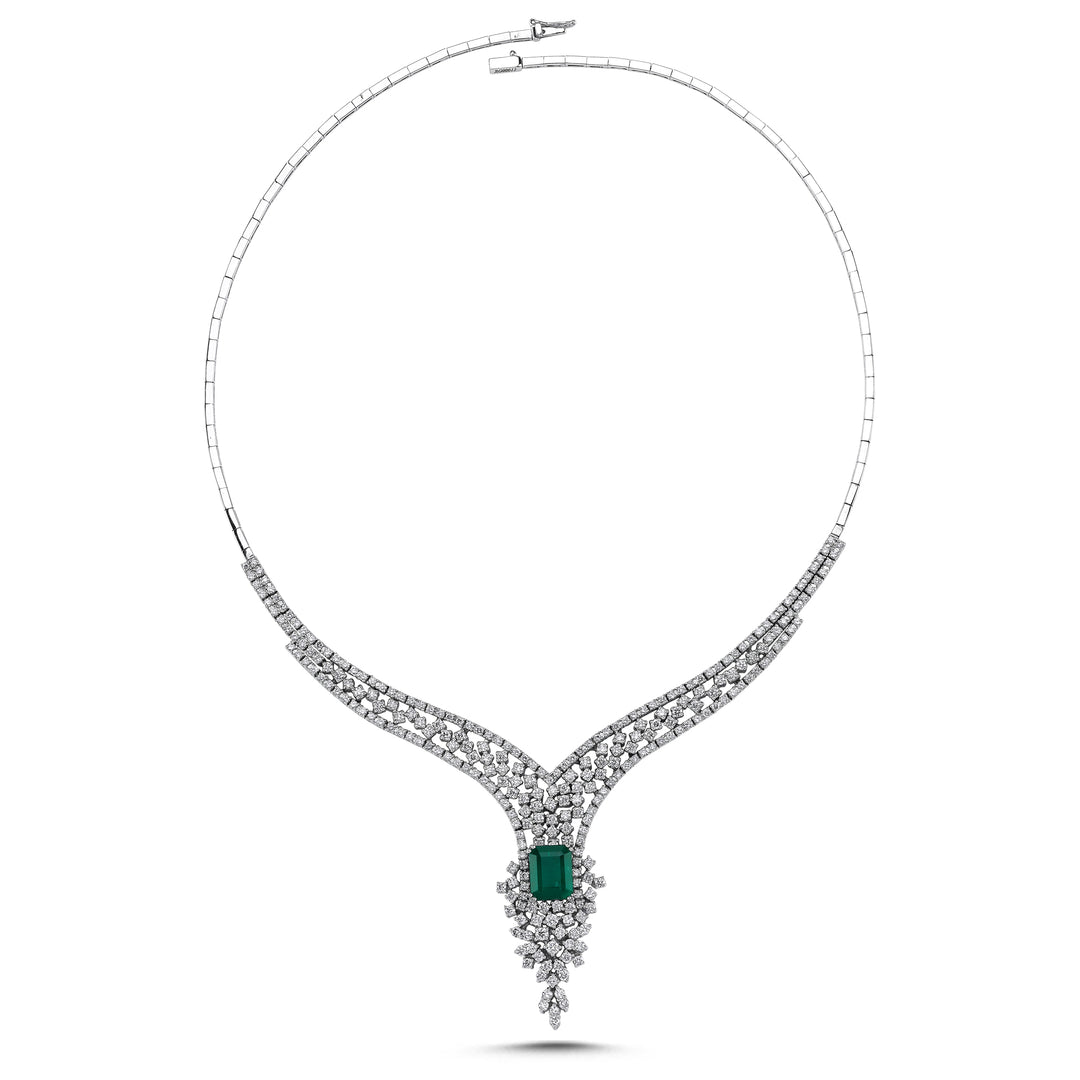 9.46 Karat Emerald Diamond Necklace