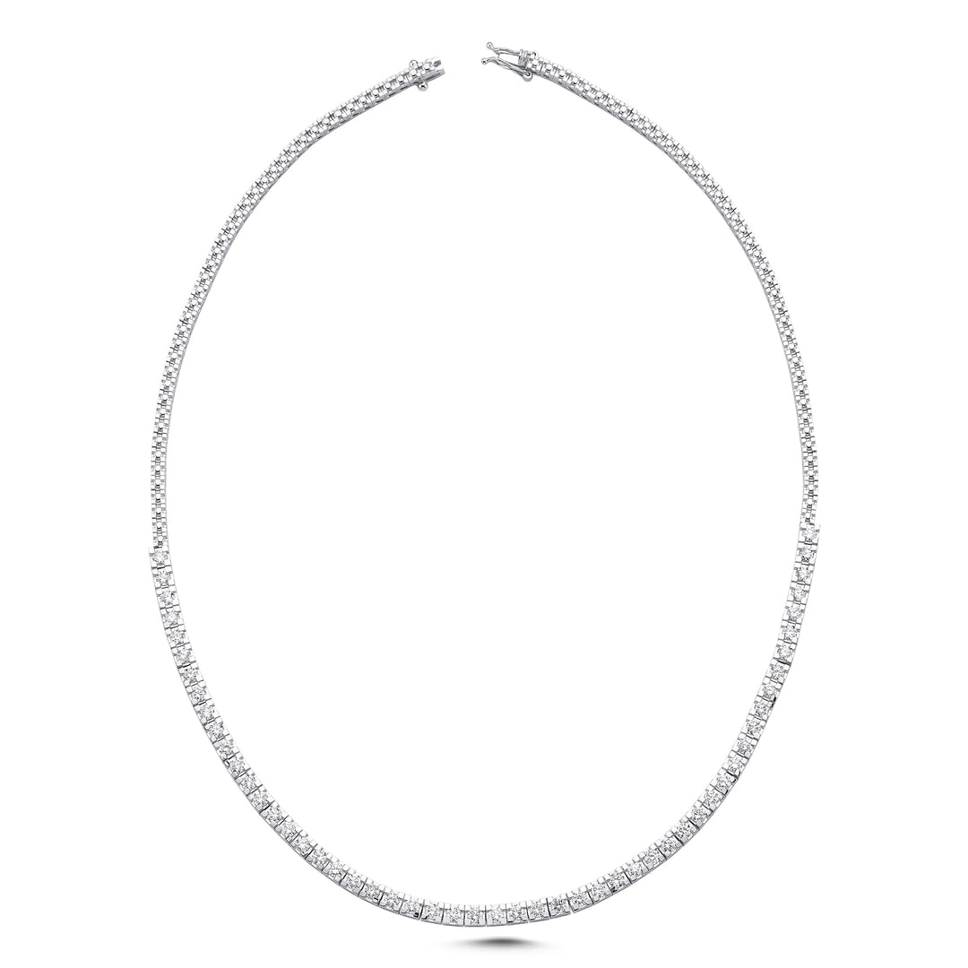 4.40 Karat Su yolu Diamond Necklace