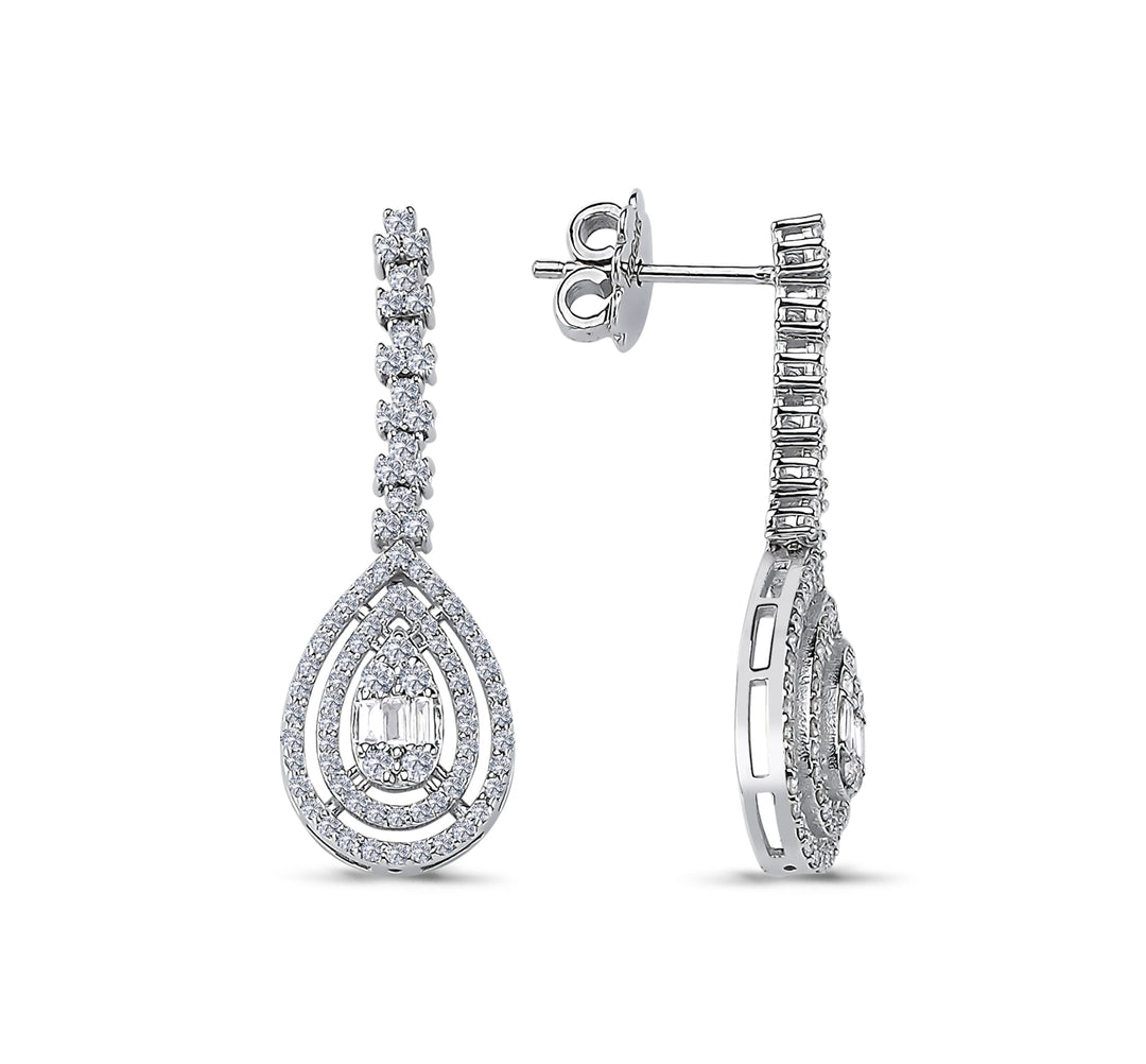 0.86 Karat Baguette Diamond Earrings