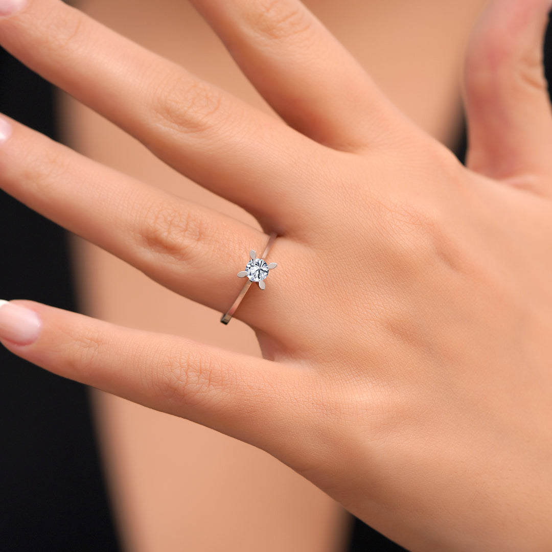 0.30 Karat EF SI Diamond Solitaire Ring