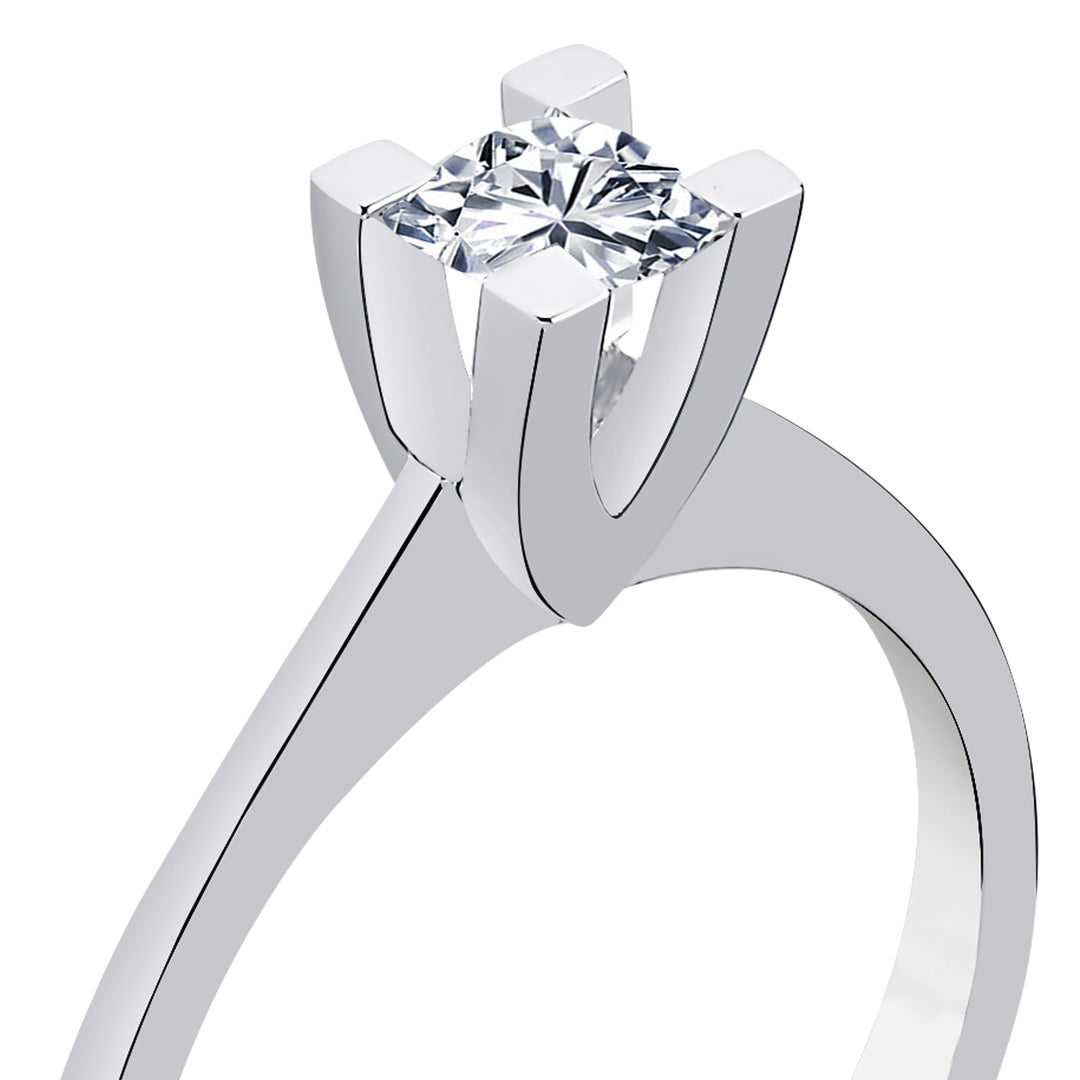 0.30 Karat EF SI Diamond Solitaire Ring