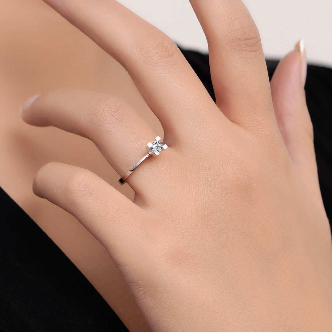 0.19 Karat EF SI Diamond Solitaire Ring