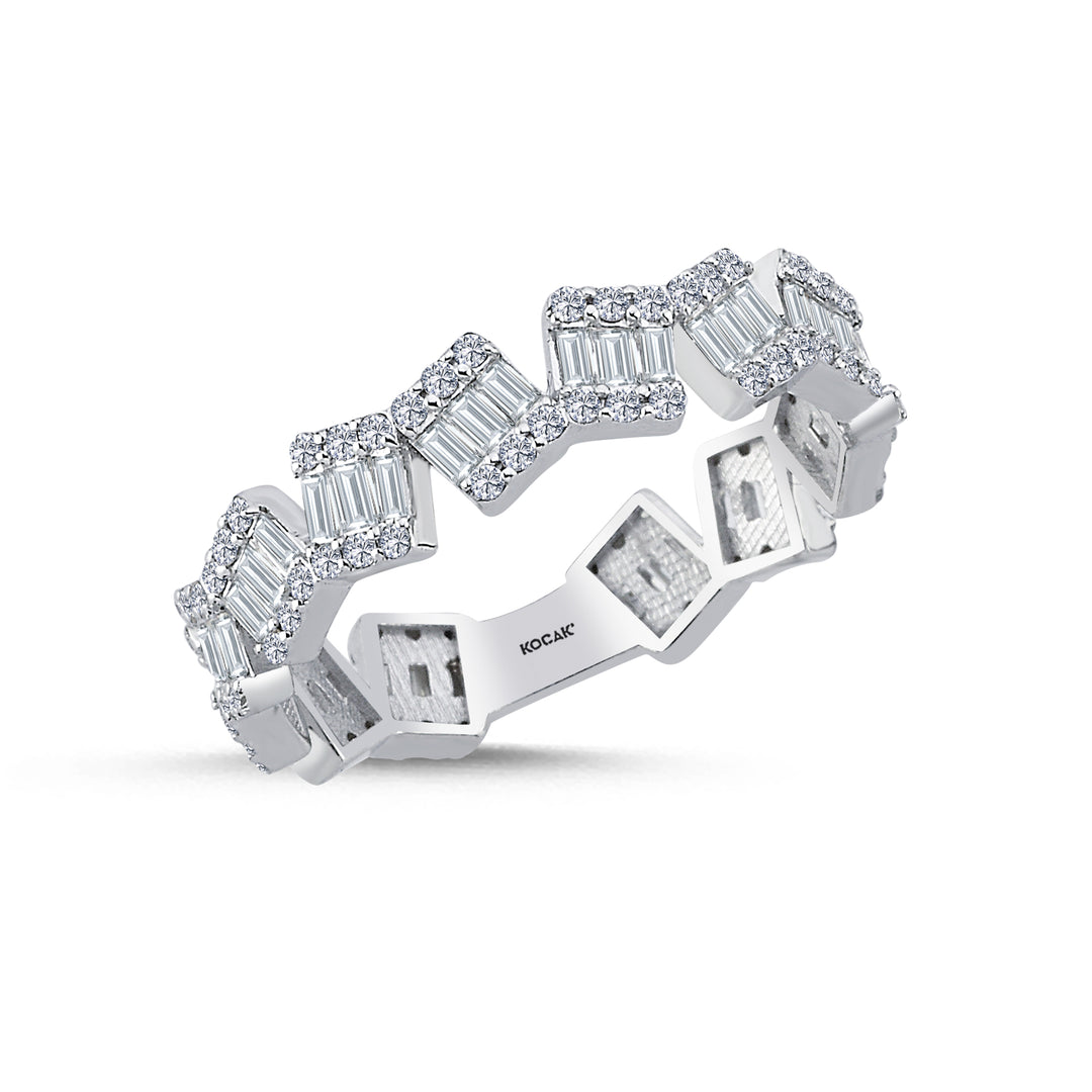 0.79 Karat EF SI Kare Diamond Ring