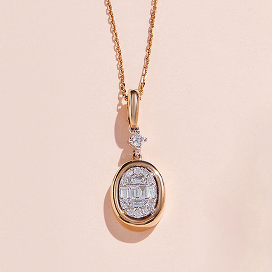 0.33 Karat Diamond Design Necklace