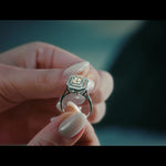 Load image into Gallery viewer, Monte Carlo Diamond Design Necklace Ring