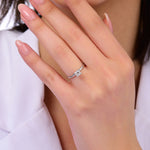 Load image into Gallery viewer, 0.50 Karat EF VS2 Diamond Solitaire Ring