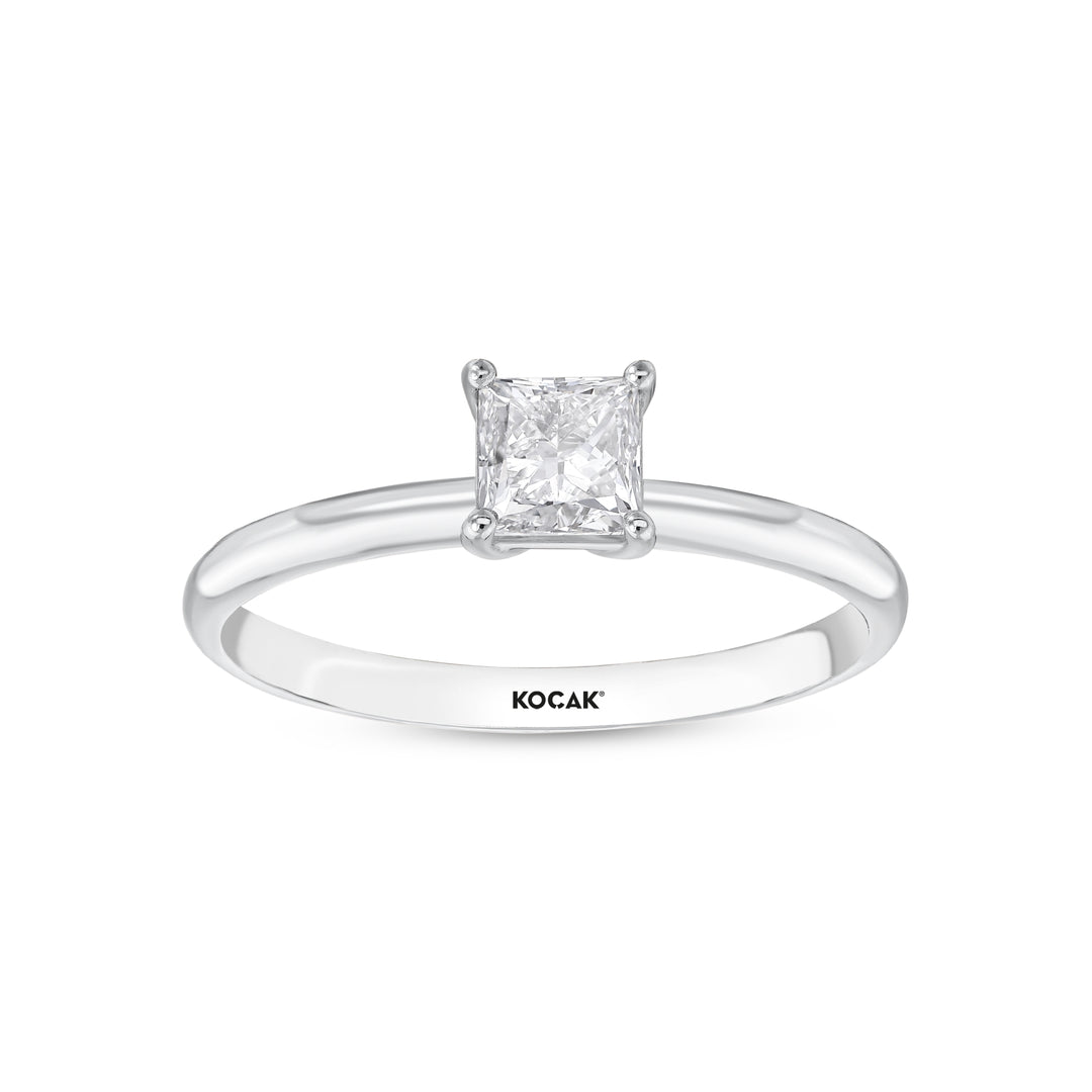 0.50 Karat EF VS2 Diamond Solitaire Ring