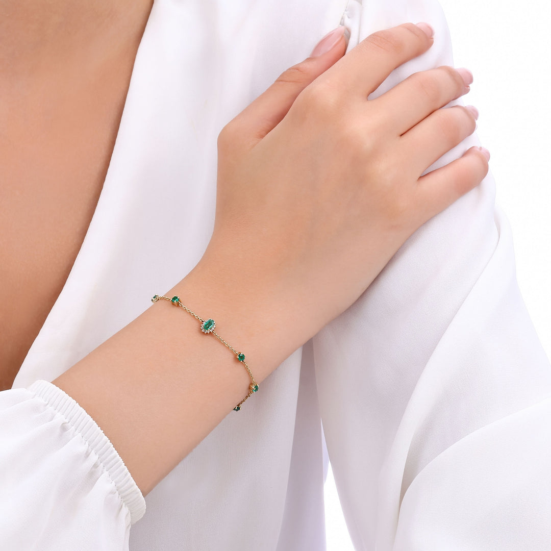 1.24 Karat Emerald Diamond Bracelet