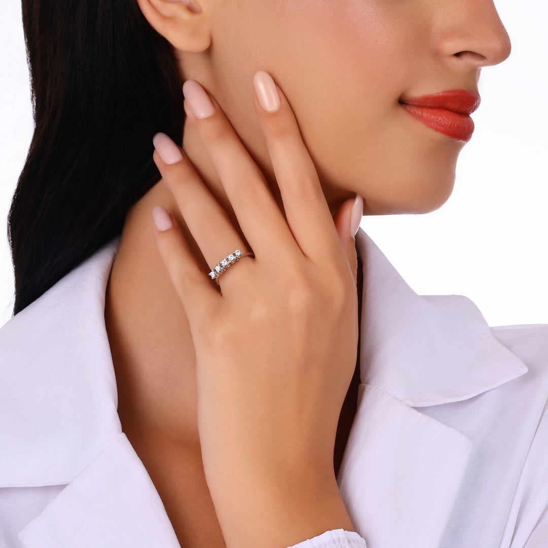 0.28 Karat GH SI Diamond Five Stone Ring