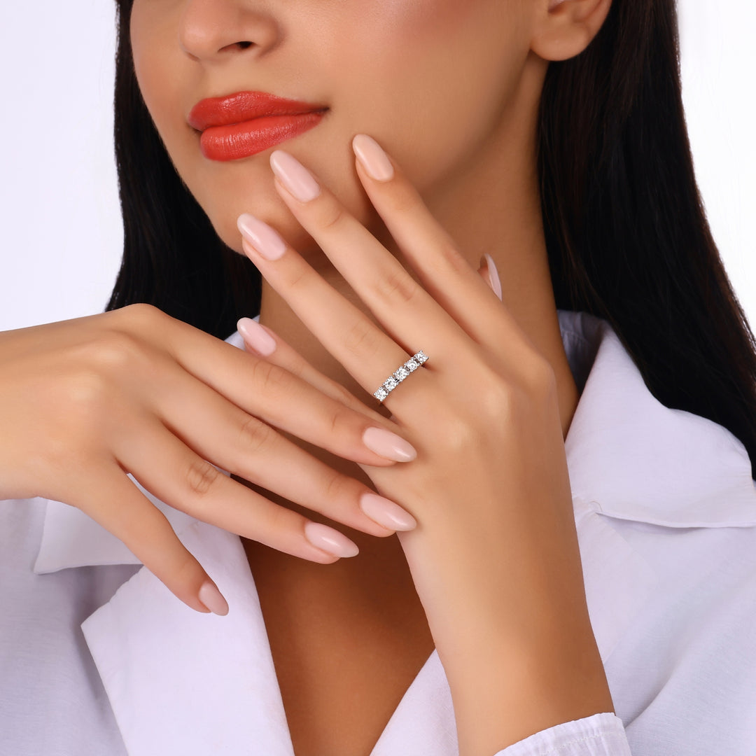 0.92 Karat GH SI Diamond Five Stone Ring