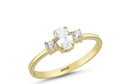 14ct Stone Set Oval Design Gold Ring
