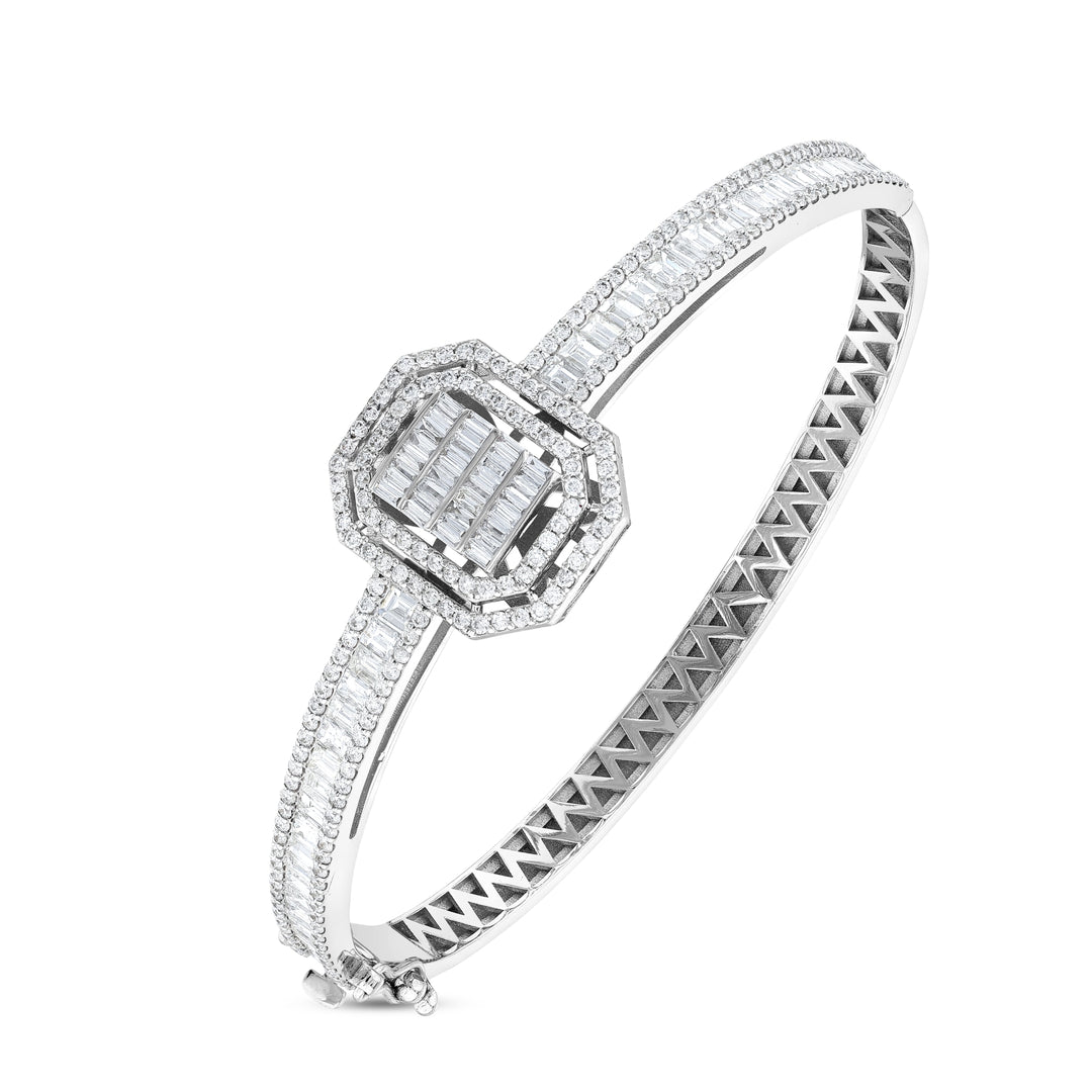 3.94 Karat Diamond Bracelet