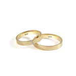 Load image into Gallery viewer, 14ct 3,5mm Yellow Gold Stone Set Wedding Ring
