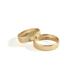 Load image into Gallery viewer, 14ct 5mm Yellow Gold Wedding Ring